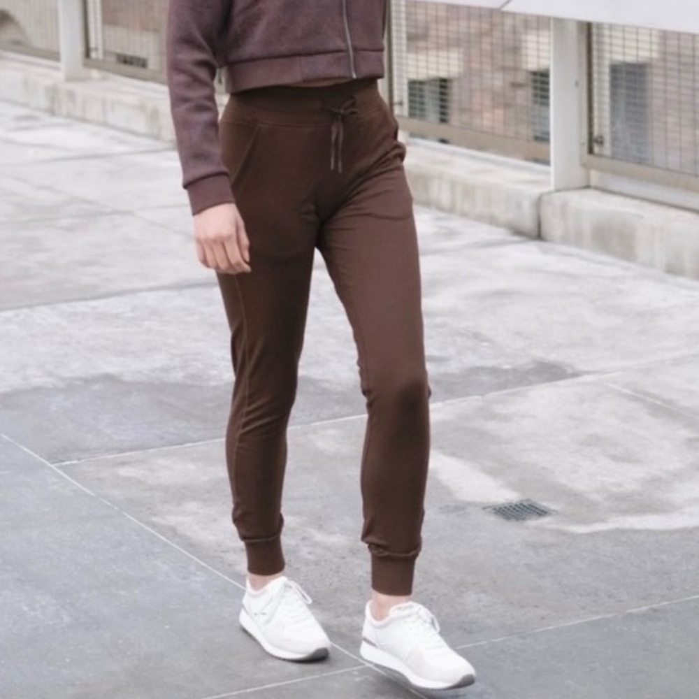 Balance Athletic/Vitality select high rise joggers